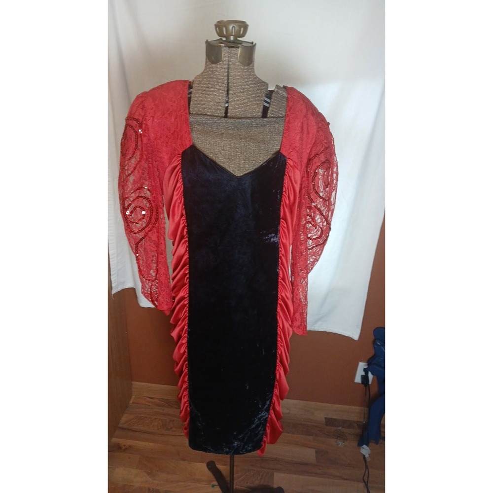 Vintage Diana Marco 80s Red Lace Sequin Black Velvet Ruched Party Dress Size 16